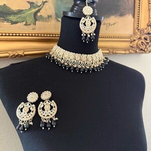 Pakistani Indian Bollywood Style Elegant Gold and Black Choker Necklace Set